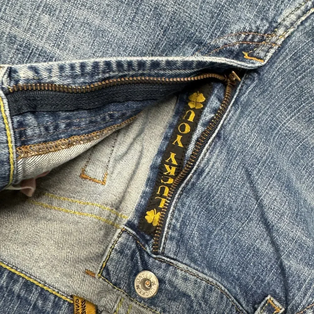 Lucky Brand Jeans Loose Fit Mens 36 (36x30 ACTUAL) Faded Wash Blue Denim Vintage